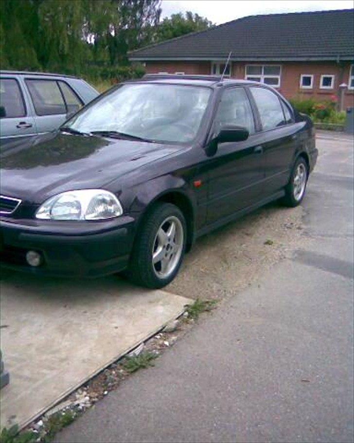 Honda civic 1,4 is **solgt** billede 4