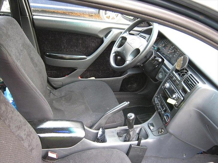 Toyota Carina E xli - 21/4 billede 5