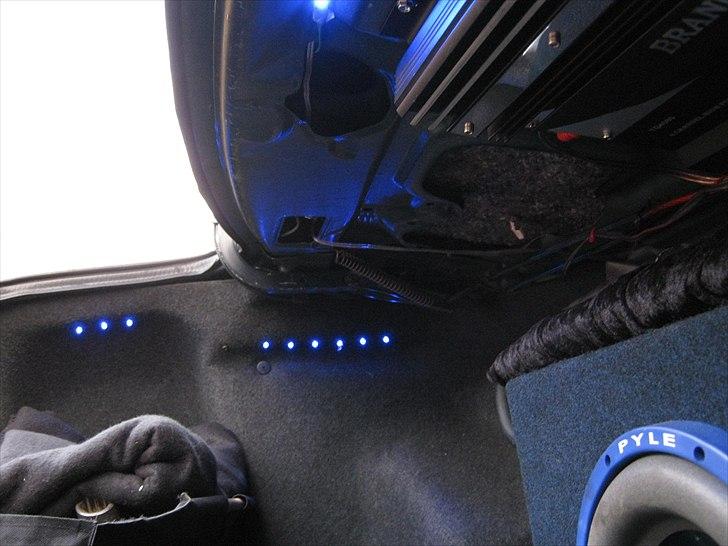 Toyota Carina E xli - 21/4 billede 8