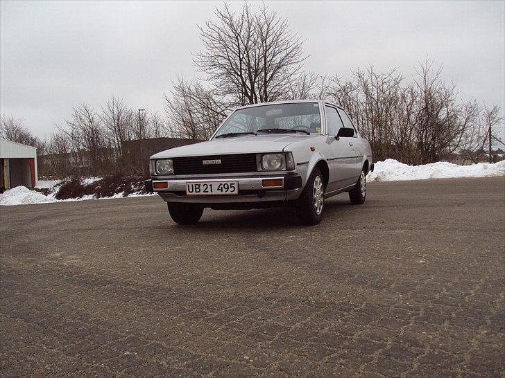 Toyota Corolla DX 1,3 KE70 billede 1