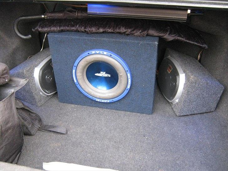 Toyota Carina E xli - 21/4  Pyle blue wave 1000W billede 14