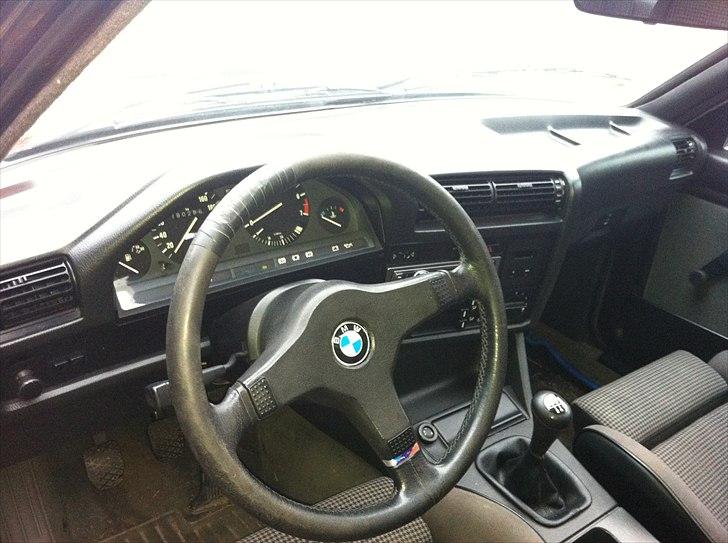 BMW e30 billede 8