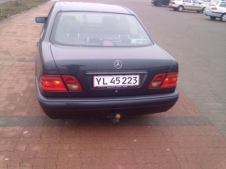 Mercedes Benz e220d (tidl. bil billede 15