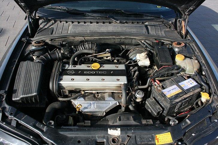 Opel Vectra 2,0 16V CD billede 11