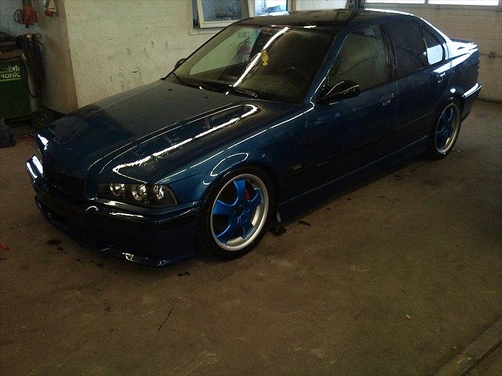 BMW 323i e36 billede 2