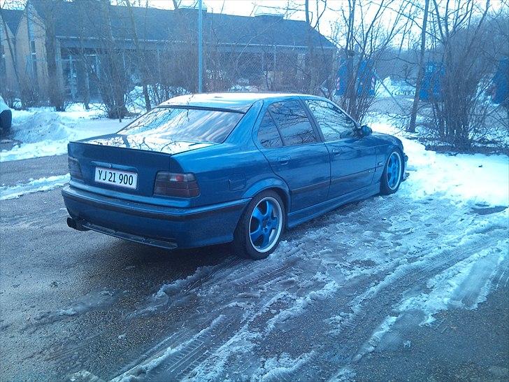 BMW 323i e36 billede 4