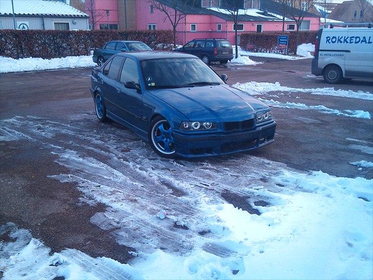BMW 323i e36 billede 5