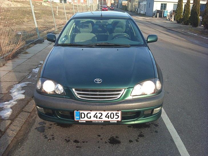Toyota Avensis 2,0 Sol (Solgt) billede 6