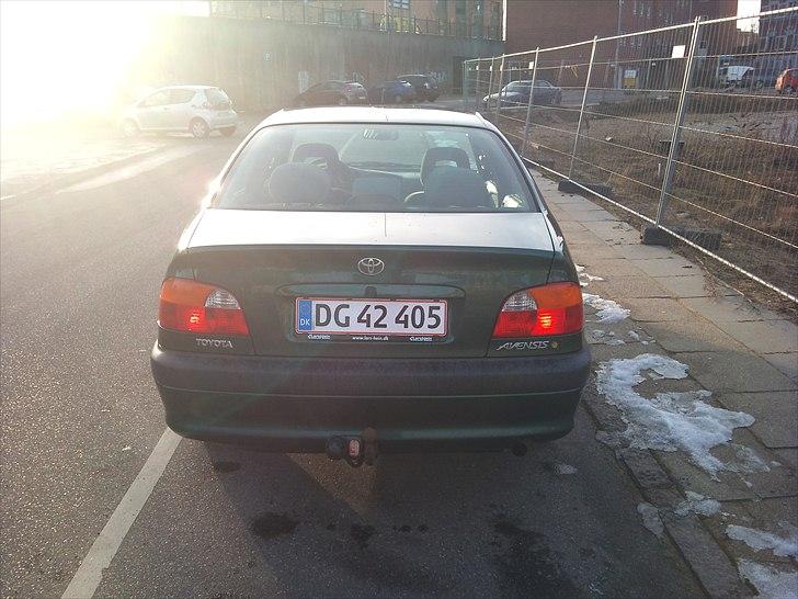 Toyota Avensis 2,0 Sol (Solgt) billede 7