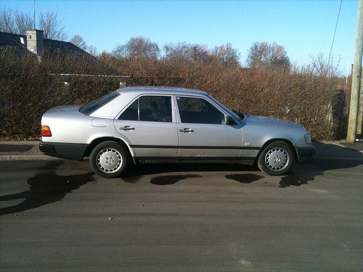 Mercedes Benz 300 aut solgt billede 2
