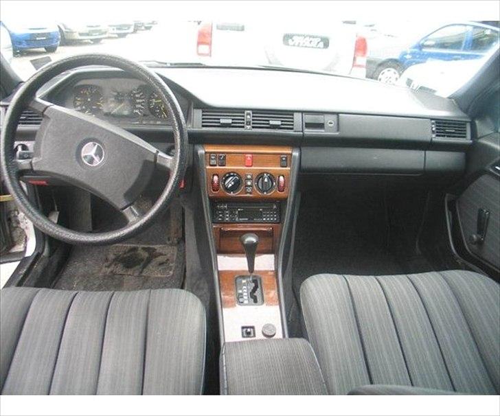Mercedes Benz 300 aut solgt billede 14