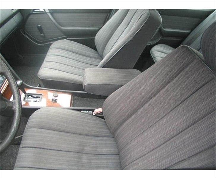 Mercedes Benz 300 aut solgt billede 17