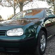 VW Golf 4 (død)