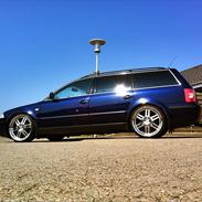 VW Passat 3BG "tief & breit"