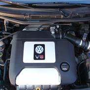 VW Golf 4 2,3 v5 170 hk til salg