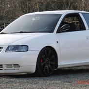 Audi A3 1,8 T Perlemorshvid