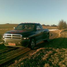 Dodge ram 3500 V10 magnum