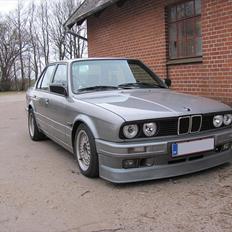 BMW 325I / 2,9