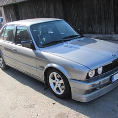 BMW 325I / 2,9