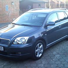 Toyota avensis 2,2 D-4D 150