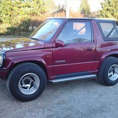 Suzuki Vitara 1,6 JLX (SOLGT)