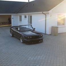 BMW E30 325i Cabriolet (SOLGT 17/6-2011)