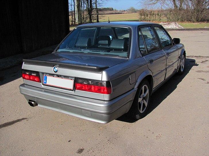 BMW 325I / 2,9 billede 4