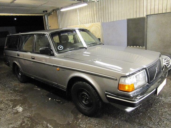 Volvo 240 GLE billede 2