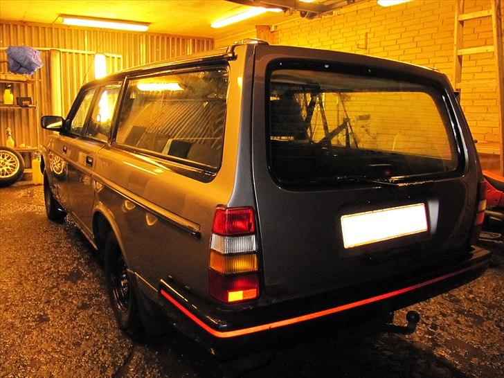 Volvo 240 GLE billede 8