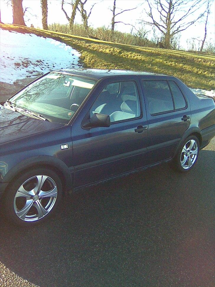 VW vento solgt billede 7