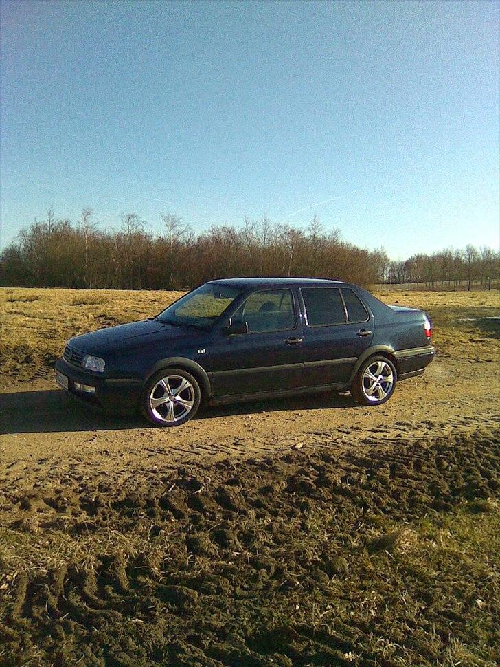 VW vento solgt billede 18