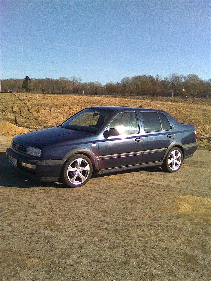 VW vento solgt billede 20