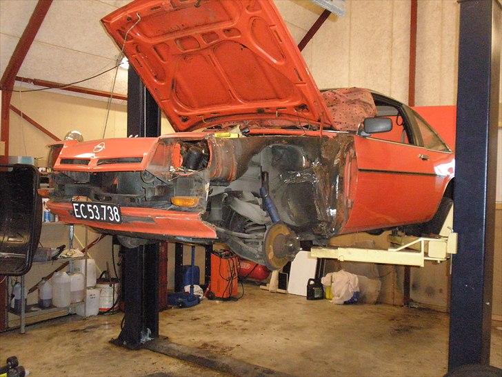 Opel Manta B berlinetta - Under renoveringen. billede 14