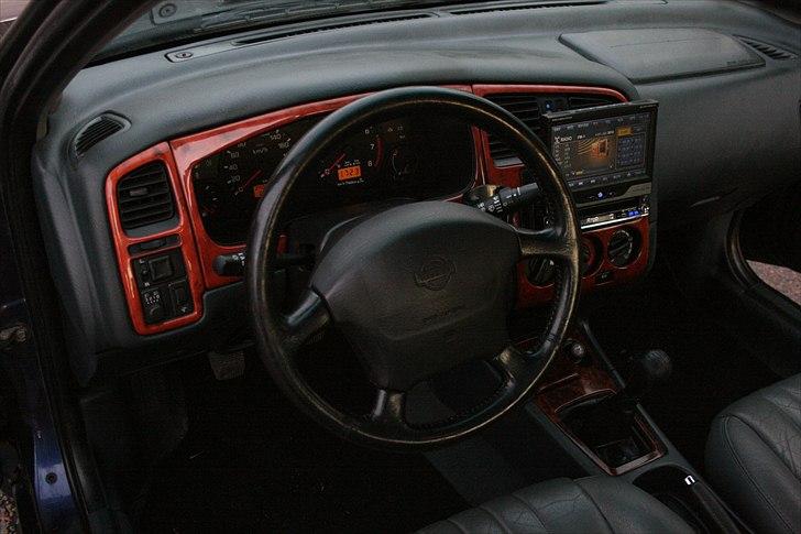 Nissan Primera 2.0 SE billede 10