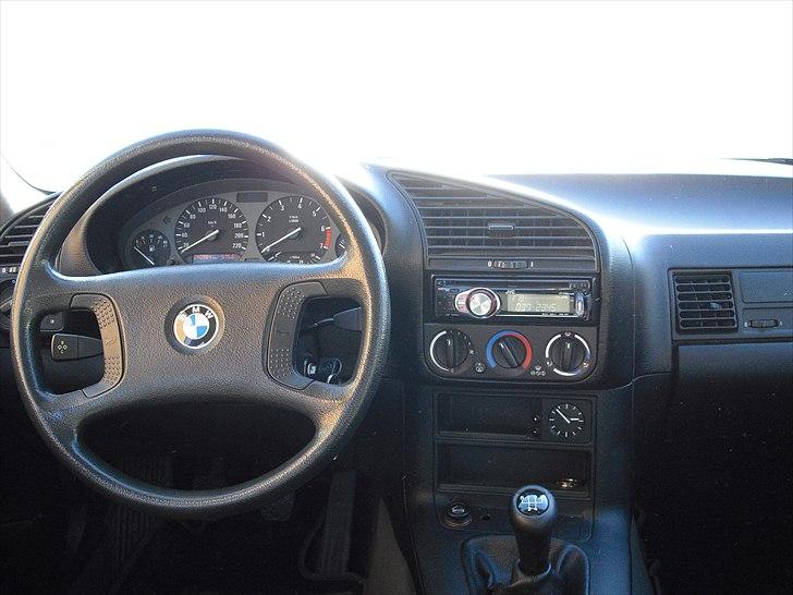 BMW e36 (Solgt) billede 16