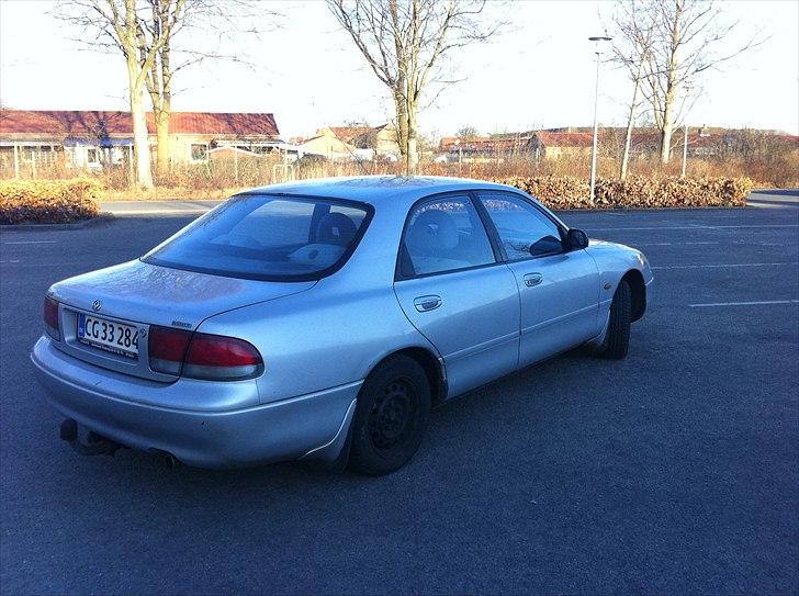 Mazda 626, 1.8i GLX (Totaltskadet) billede 6