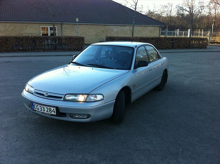 Mazda 626, 1.8i GLX (Totaltskadet) billede 8