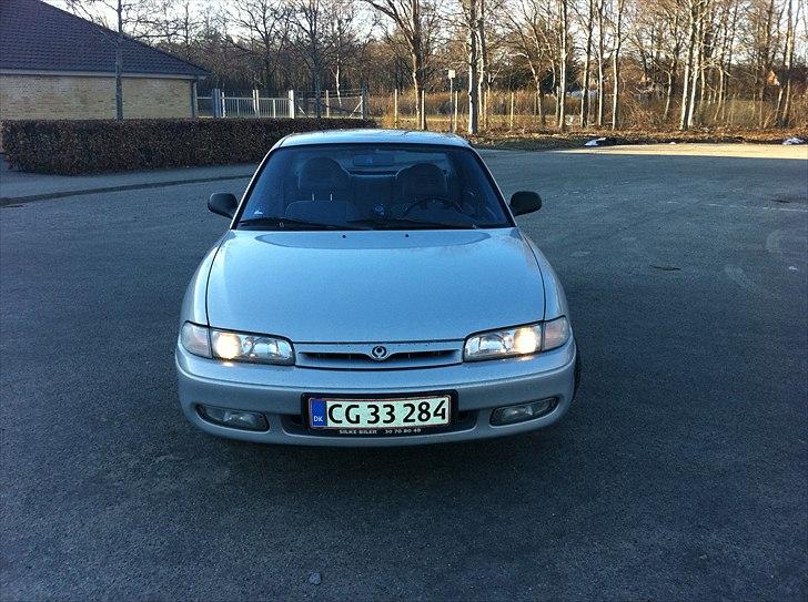 Mazda 626, 1.8i GLX (Totaltskadet) billede 9