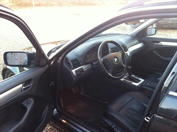 BMW 330d solgt billede 9