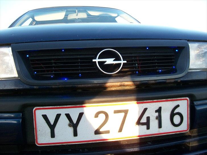 Opel Vectra A (SOLGT) billede 8