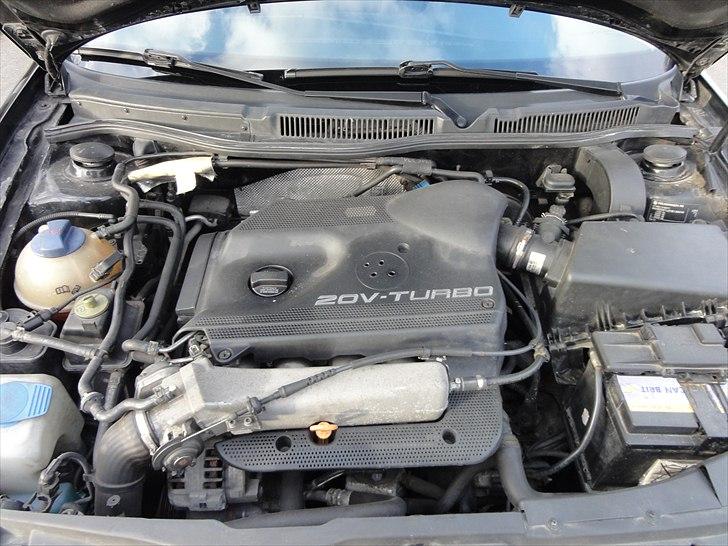 VW Golf 4 GTi**Solgt** billede 4