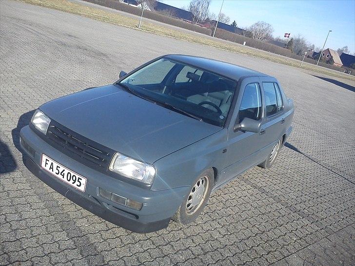 VW vento 1.8 solgt billede 6