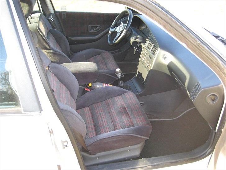 Peugeot 405 mi16 billede 12