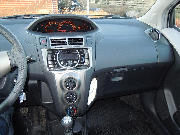 Toyota Yaris TX billede 10