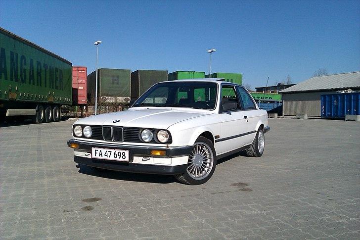 BMW E30 325e - Nu med 16" Alpina - Emblemer er på vej :-) billede 16