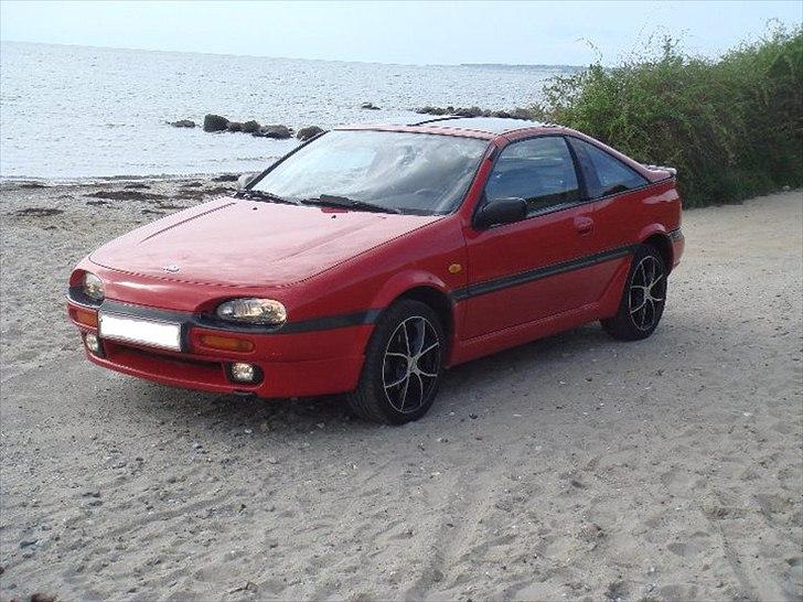 Nissan 100 NX 2,0 GTI (SOLGT) billede 4