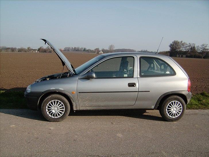 Opel corsa  b 1,4 i - nz  billede 12