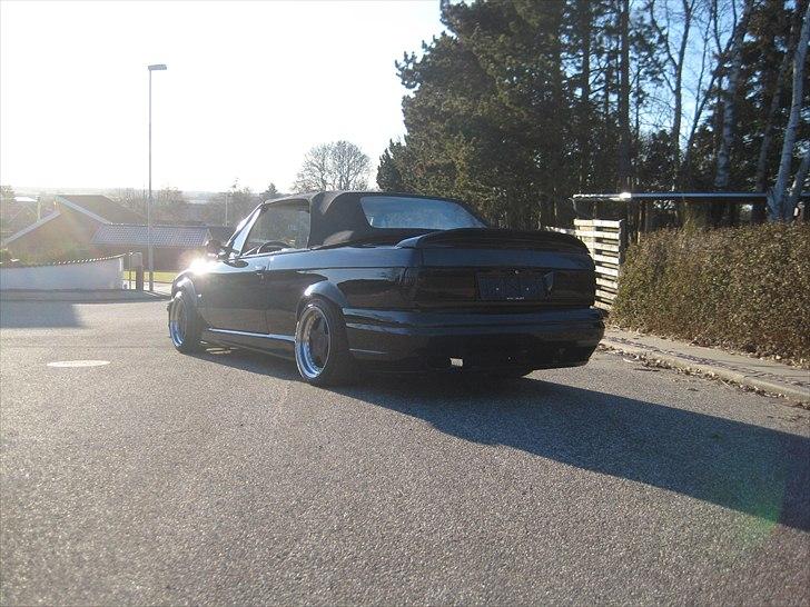 BMW E30 325i Cabriolet (SOLGT 17/6-2011) billede 6