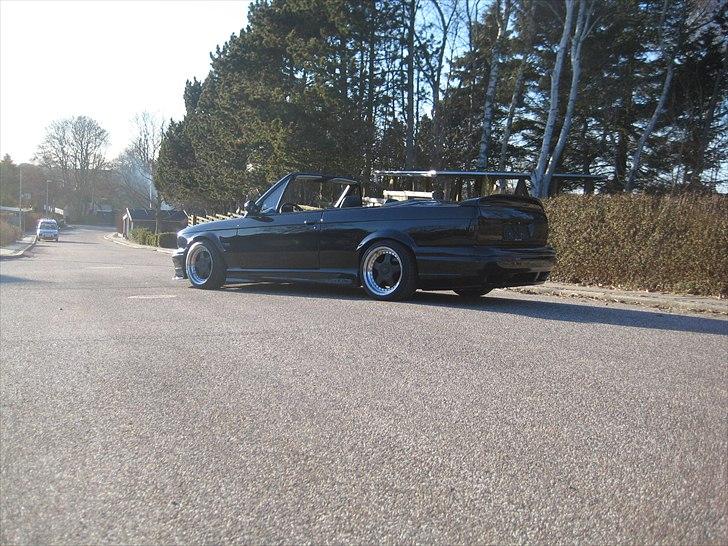 BMW E30 325i Cabriolet (SOLGT 17/6-2011) billede 8