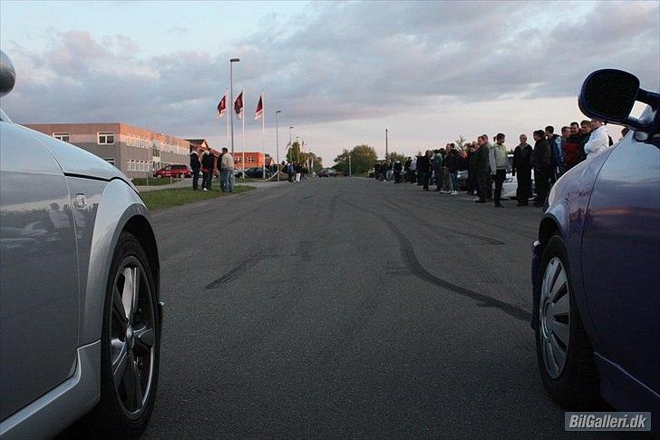 Opel Vectra 2000 DØD - til race i silkeorg billede 20